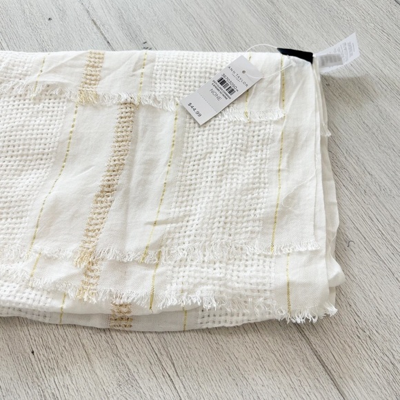 New ANN TAYLOR FACTORY Women’s Ivory Gold Woven Multifunctional Scarf 29”X53” - Picture 9 of 9